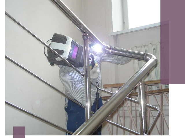 Монтаж перил и ограждений качественно в Артёме