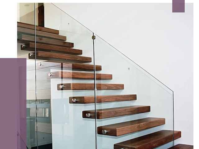 Стеклянные перила для лестницы в Артёме от 15032 руб.