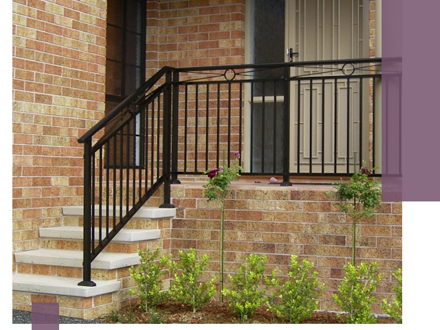 Уличные перила из металла под ключ в Артёме