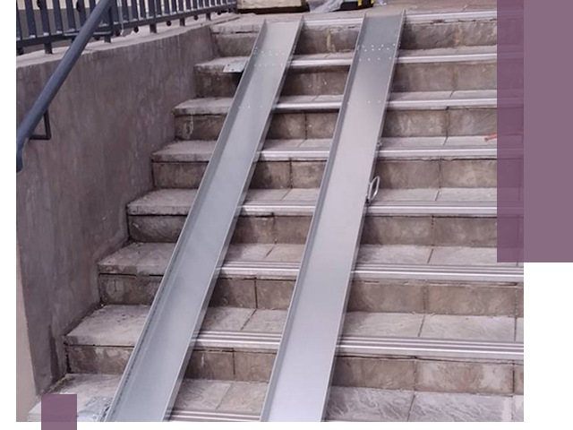 Демонтаж откидных пандусов профессионально в Артёме