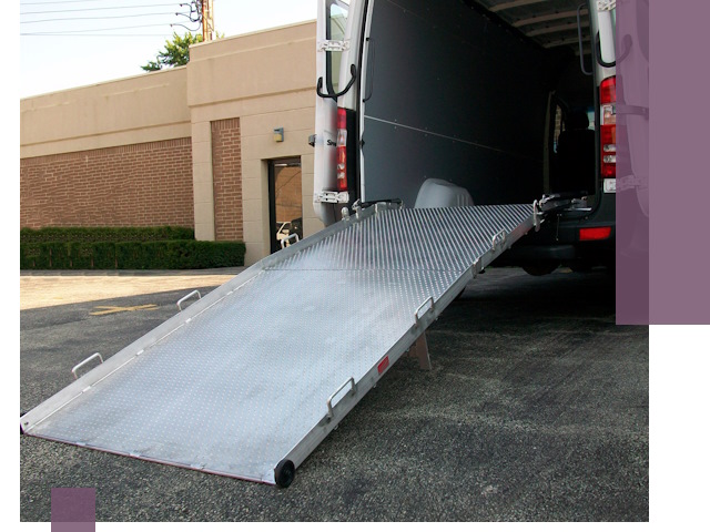 Мобильные пандусы в Артёме — производство, монтаж и аренда