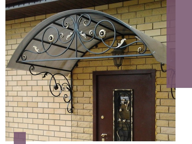 Изготовление козырьков из металла под ключ в Артёме