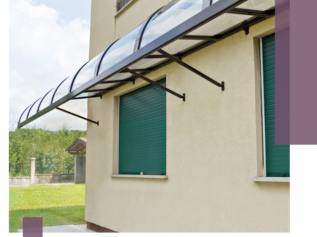 Козырьки над окнами в Артёме — изготовление и монтаж по выгоде