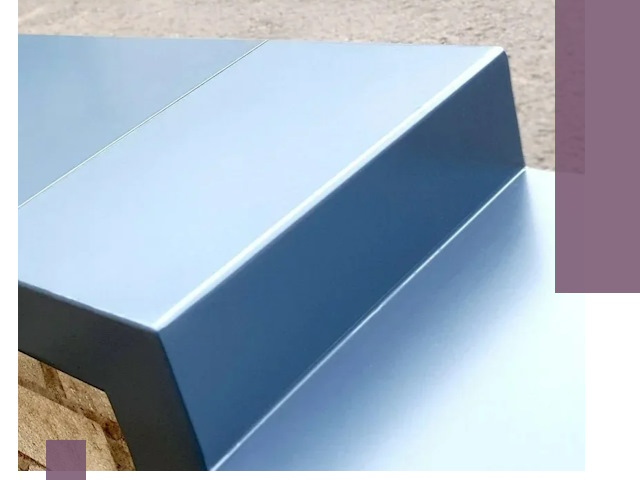 Крышки на парапет в Артёме: изготовление и монтаж под ключ