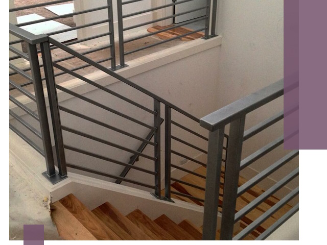 Изготовление поручней из металла и дерева в Артёме